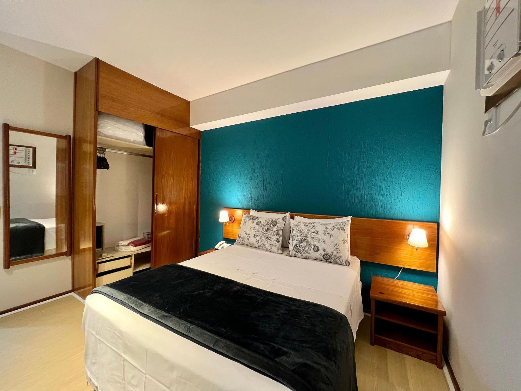 Apartamento Flat Qi Ibirapuera Internet, Garagem E Arrumacao
