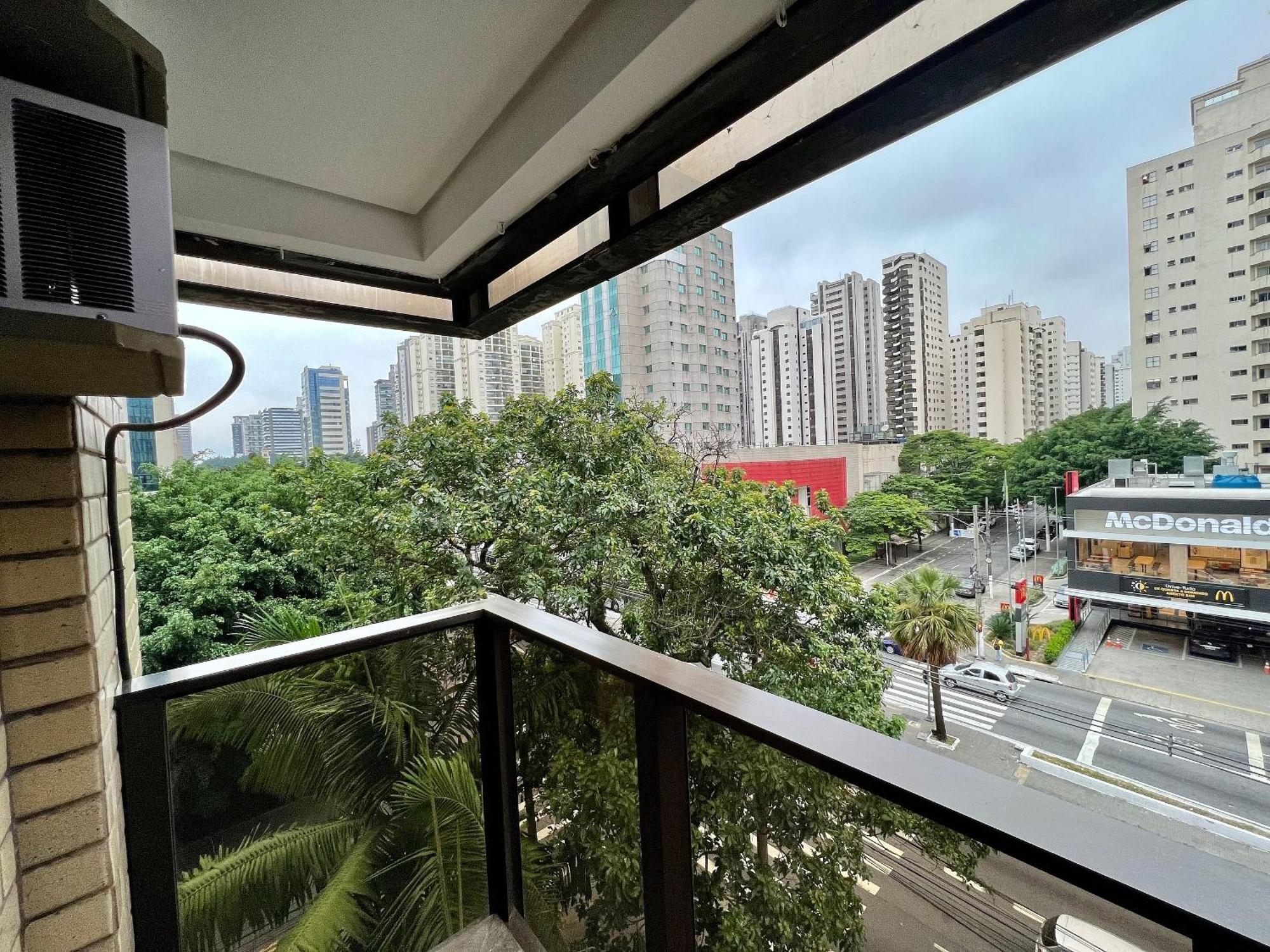 Flat Qi Ibirapuera Internet, Garagem E Arrumacao Apartamento